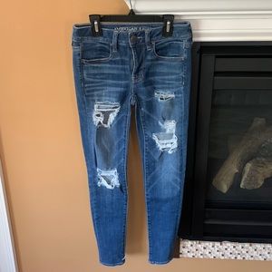 American eagle ripped skinny jeans